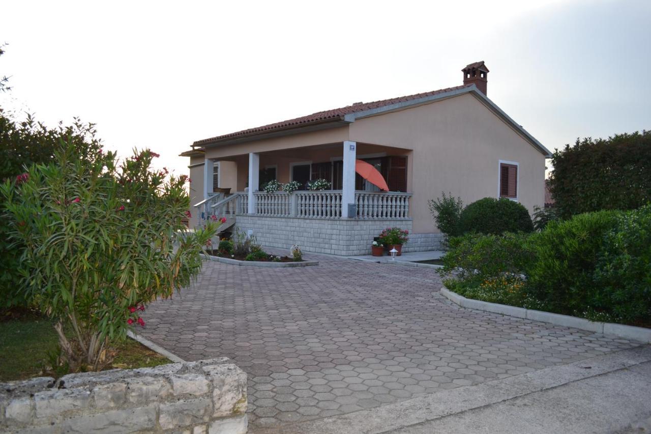 Apartman Doli Nedeščina 外观 照片